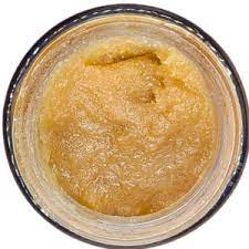 Wedding Cake / Resin / Sauce