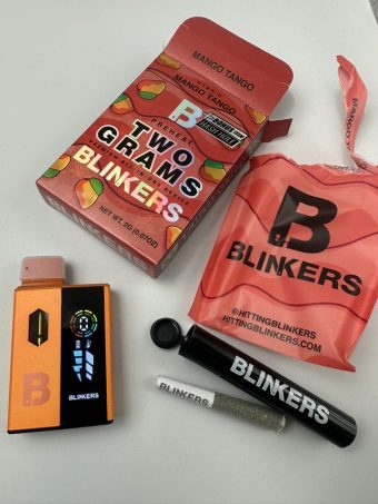 Blinkers Disposable Pens / 2 grams (Mango Tango) Hybrid / Included .5 g Hash Hole Pre-roll