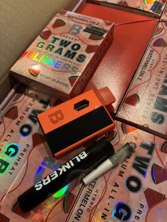 Blinkers Disposable Pens / 2 grams (Watermelon Z) Hybrid / Includes .5 g Hash Hole Pre-roll