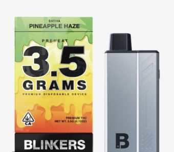 Blinkers Disposables 3.5g / Pineapple Haze / Sativa